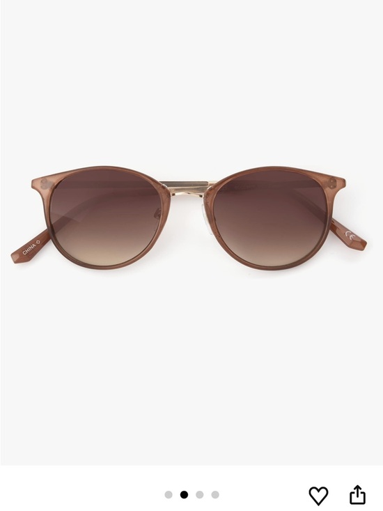 Foster Grant Accessories - Foster Grant you Chicago low bridge fit Gradient Lens Sunglasses